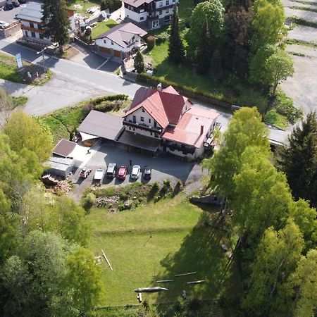 Pension Aura Spicak, Nektere Pokoje Se Saunou Zelezna Ruda Luaran gambar