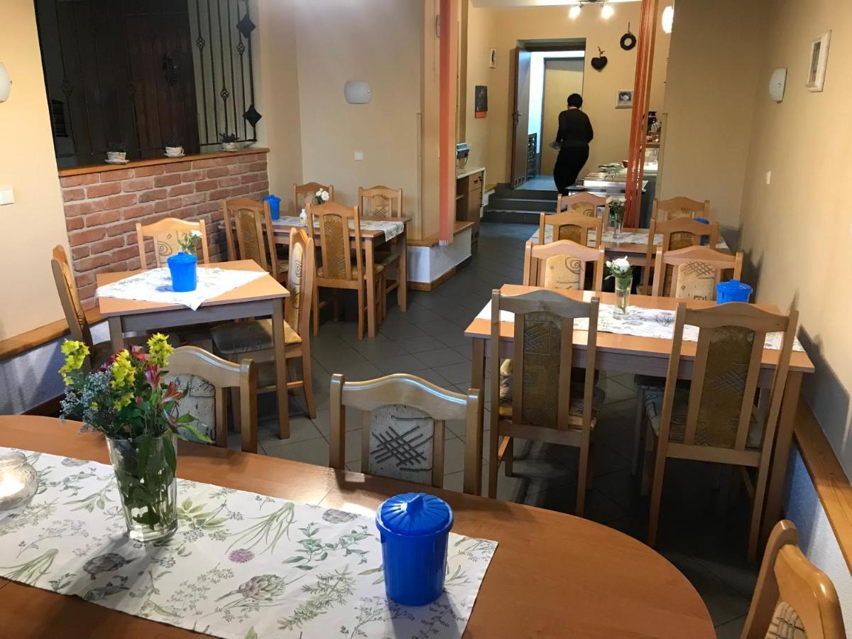 Pension Aura Spicak, Nektere Pokoje Se Saunou Zelezna Ruda Luaran gambar